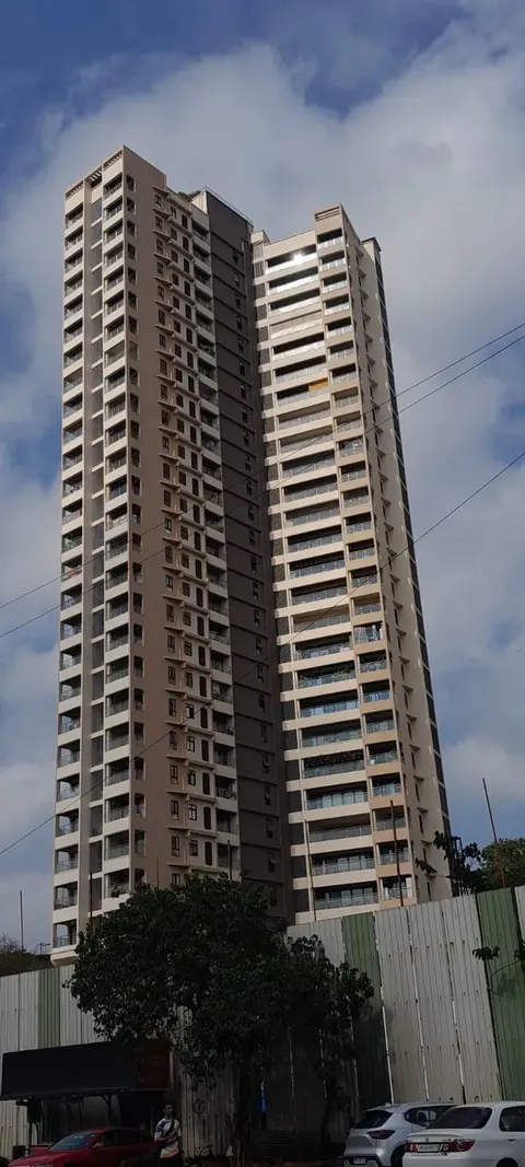 3 BHK Surabhi Chs Ltd in Andheri West, photo 6