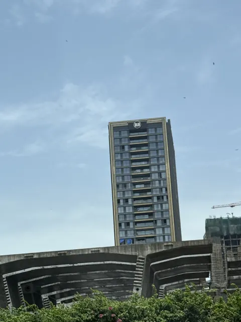3 BHK DLH Dawn in Santacruz West, photo 2