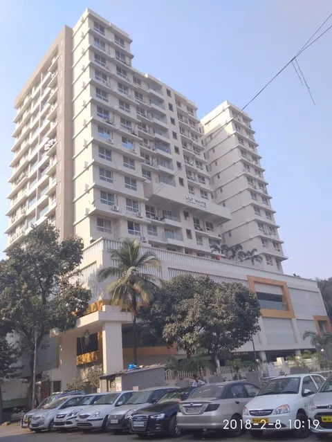 3 BHK Lily White