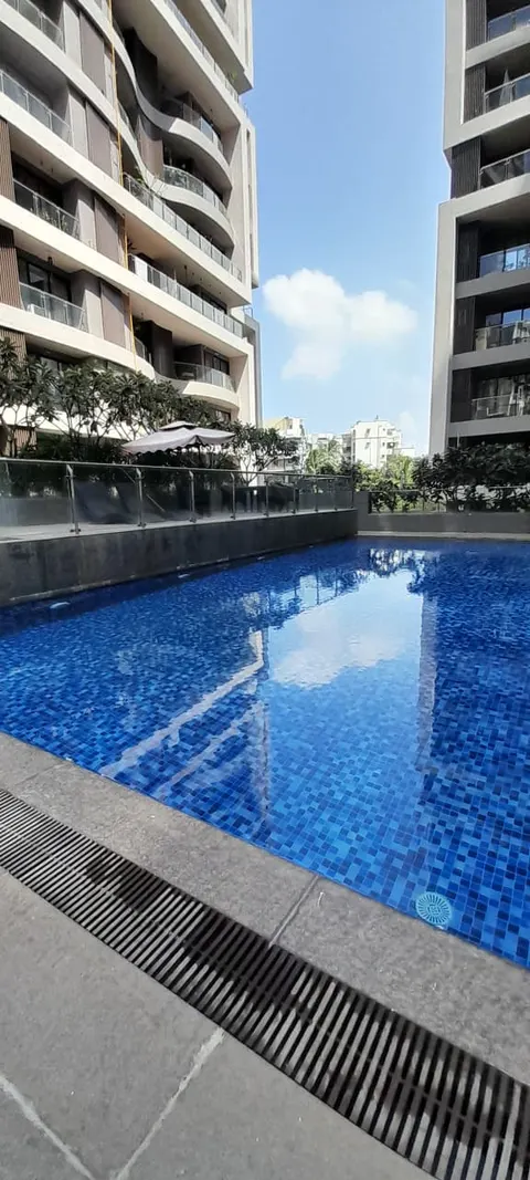 2 BHK Rustomjee Elita in Andheri West, photo 5