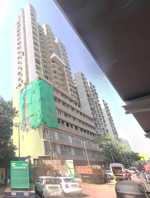 2 BHK Shreedham Splendour in Andheri West, photo 2