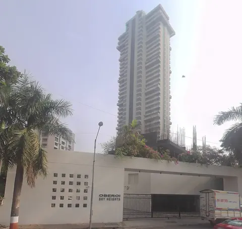 5 BHK Oberoi Sky Heights