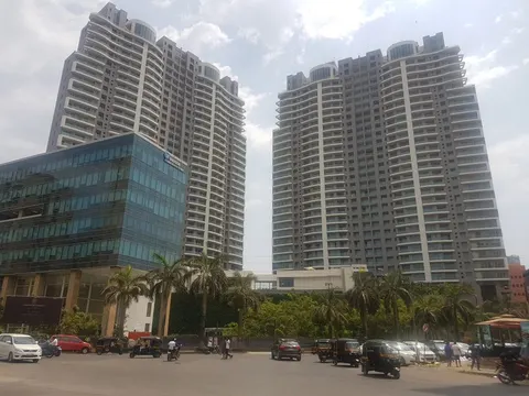 4 BHK Windsor Grande Residences