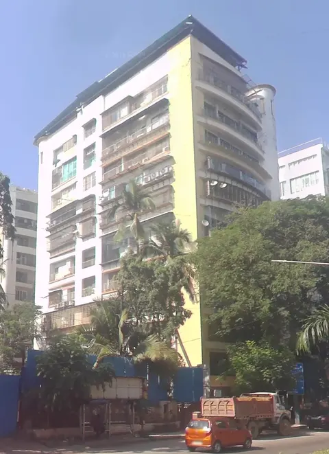3 BHK Parijat Apartments in Juhu, photo 1