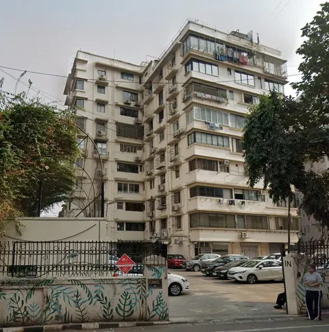 4.5 BHK Kamal Building in Walkeshwar