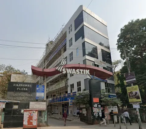 Commercial Office Space Swastik Disa Corporate Park in Ghatkopar West, photo 1