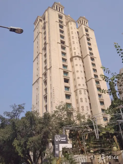 Ambrosia, Powai