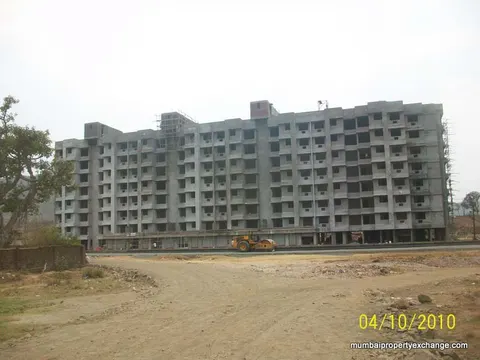 1 BHK Unnathi Green in Thane West, photo 4