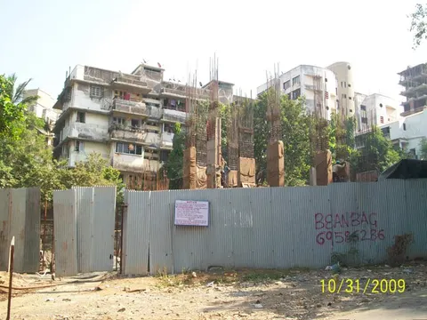 3 BHK Boulevard 15 in Malad East, photo 2