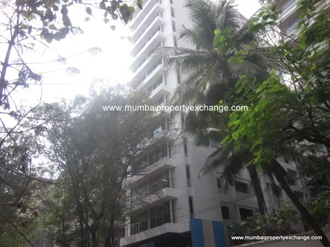 5 BHK Hamrahi in Khar West