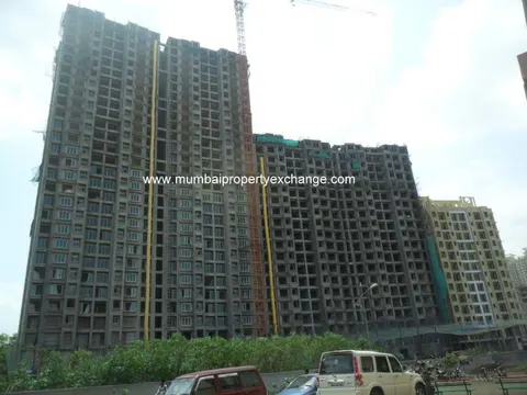2 BHK Atelier in Thane West, photo 2