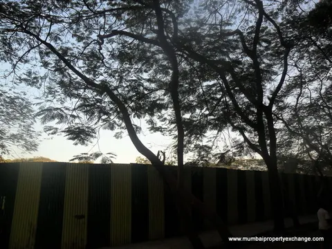 2 BHK Spring Grove in Kandivali East, photo 4