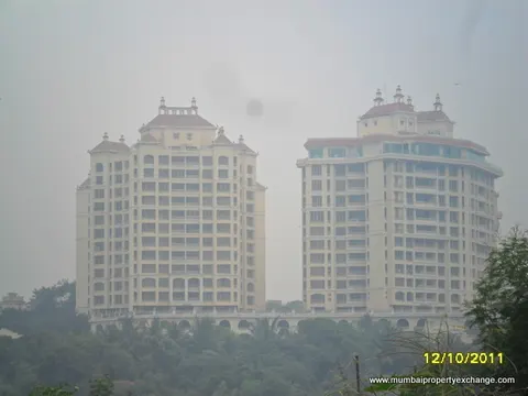 3 BHK Raheja Exotica