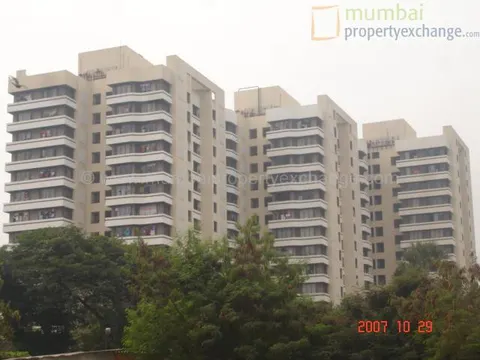 2 BHK Kalpataru Gardens