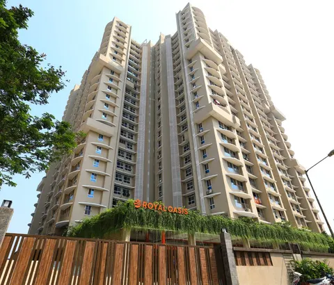 2 BHK Royal Oasis in Malad West