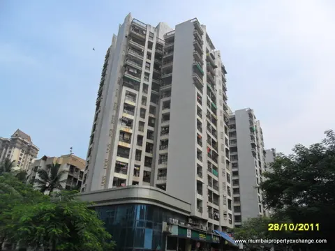 2 BHK Sierra Towers in Kandivali East, photo 2