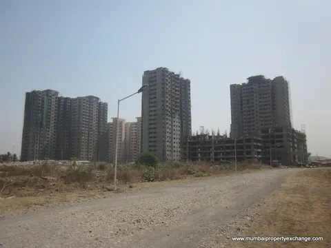 2 BHK Rising City Dahlia Emilia in Ghatkopar East, photo 4
