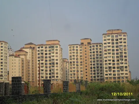 Office Palm Springs in Malad West