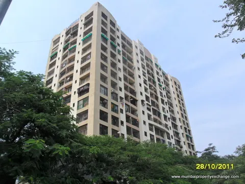 1 BHK Highland in Kandivali East