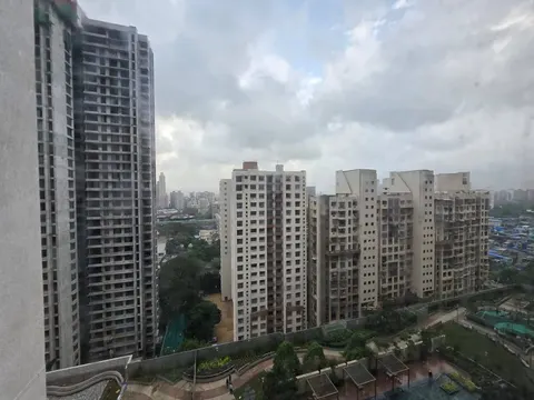 2 BHK Piramal Revanta in Mulund West, photo 2