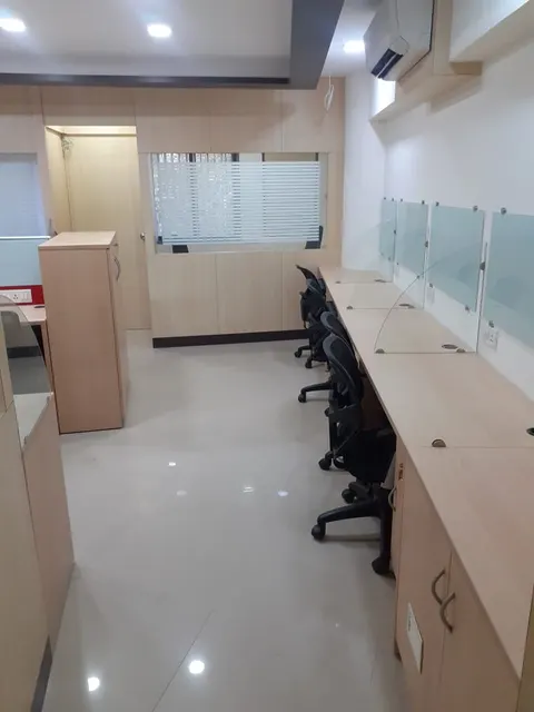 Office Silver Astra in Andheri East, photo 2
