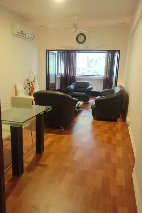 2 BHK Crescent in Bandra West, photo 4