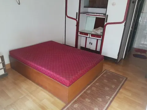 1 BHK Basera in Andheri West, photo 3