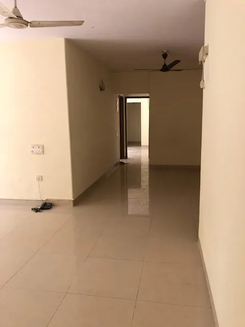 4 BHK Rushi Towers in Andheri West, photo 3