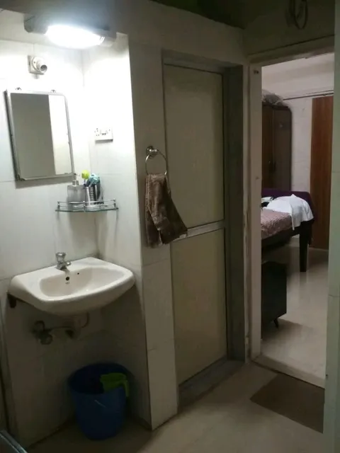 2 BHK Marian House in Bandra West, photo 3