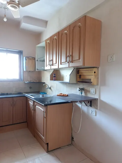 2 BHK Cozy Home in Bandra West, photo 6