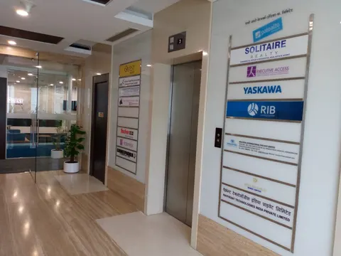 Office Parinee Crescenzo in Bandra East, photo 4