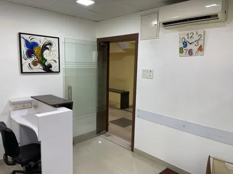 Office Space Cosmos Plaza in Andheri West, photo 2