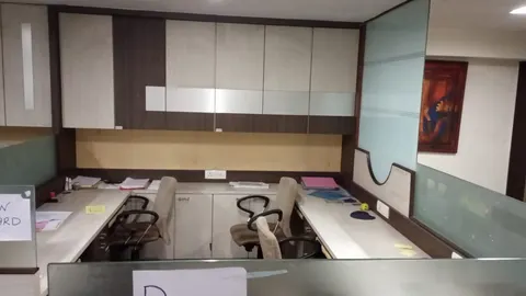 Office Floral Deck Plaza in Andheri East, photo 3