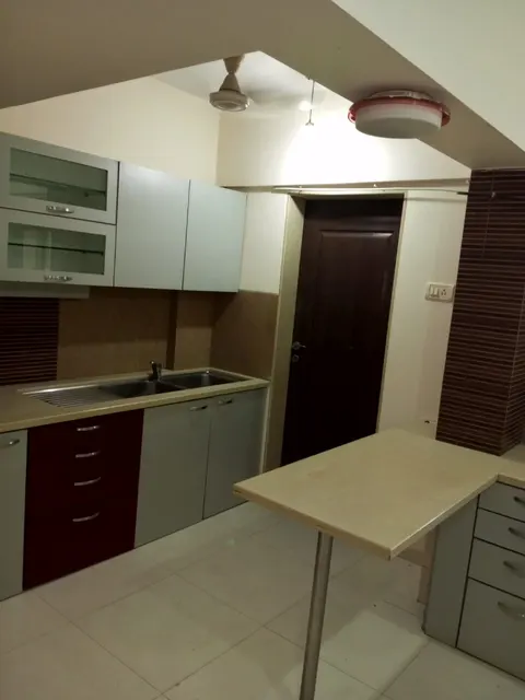 2 BHK Akruti Orchid Park in Andheri East, photo 5