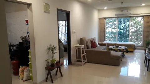 3 BHK Leena Residency in Juhu, photo 6