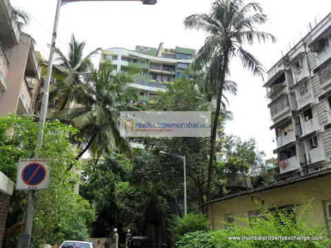 4 BHK Elco Residency in Bandra West, photo 3