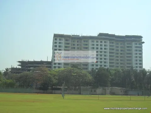 3 BHK Jade Gardens in Bandra East, photo 2