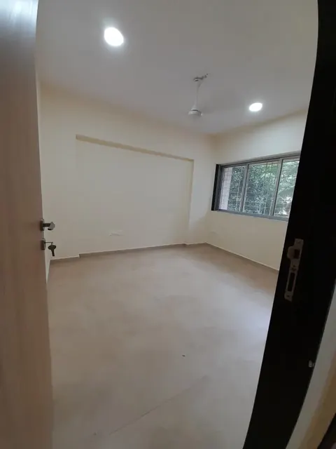 2 BHK Sterling Tower in Andheri West, photo 3