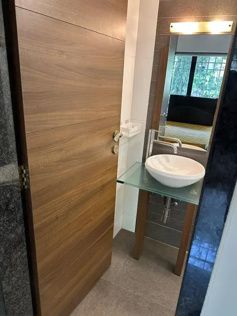 2 BHK Josephine in Bandra West, photo 6