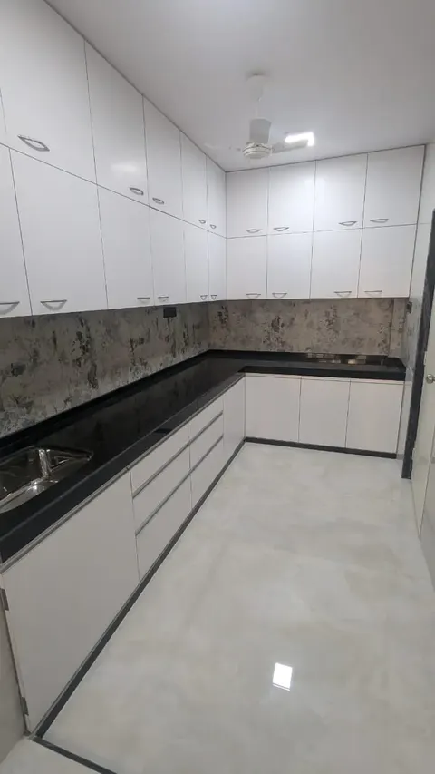 2 BHK Oakland Park in Andheri West, photo 5