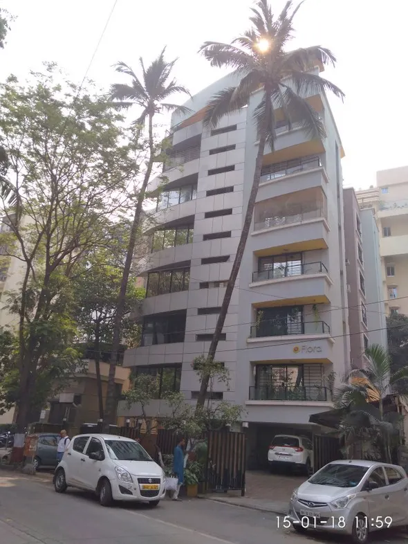 Flora — Khar West