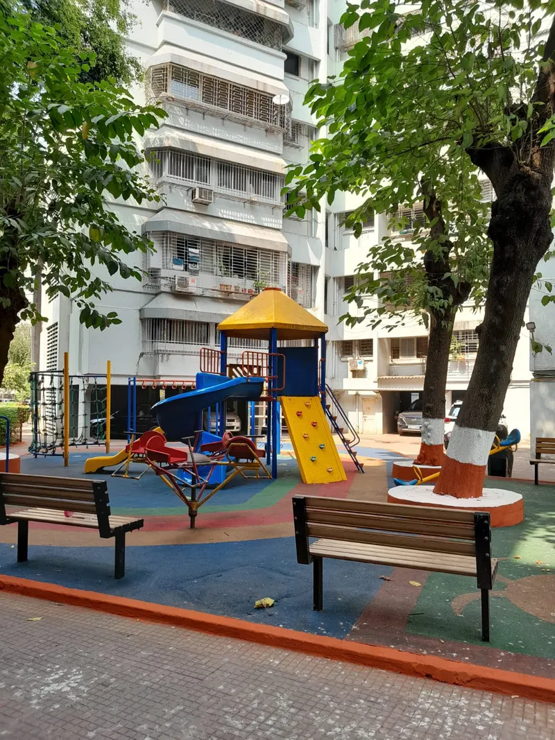 Tarapore Garden — Andheri West (2)