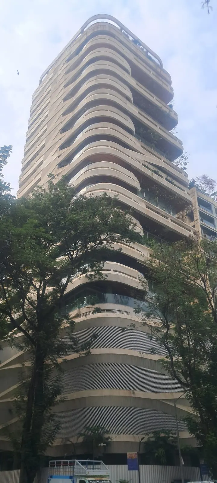 Satguru Sachkhand — Bandra West