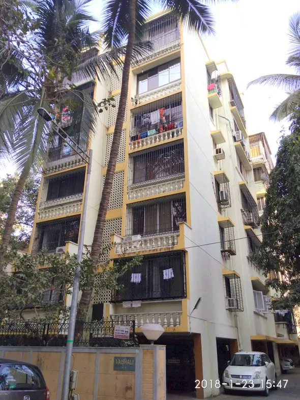 Vaishali — Santacruz West