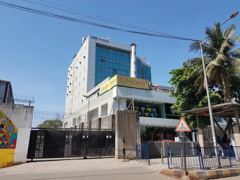 Cosmos Plaza — Andheri West (1)