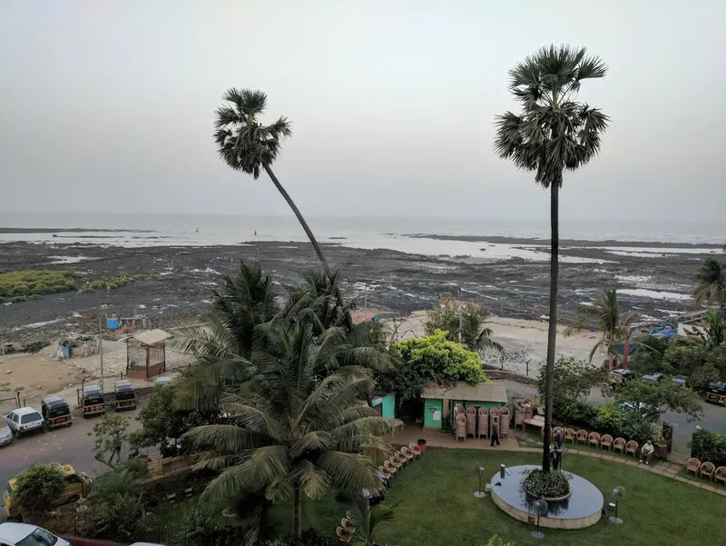 Dhaval Ganga — Bandra West (2)