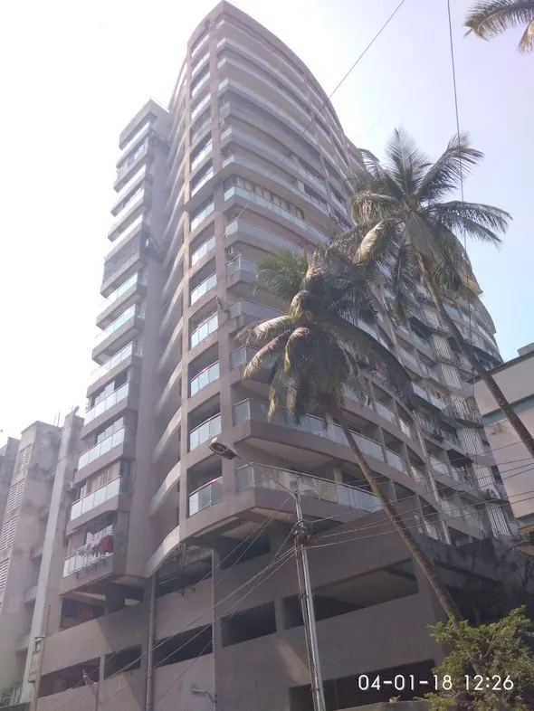 Pioneer Heights — Khar West (1)