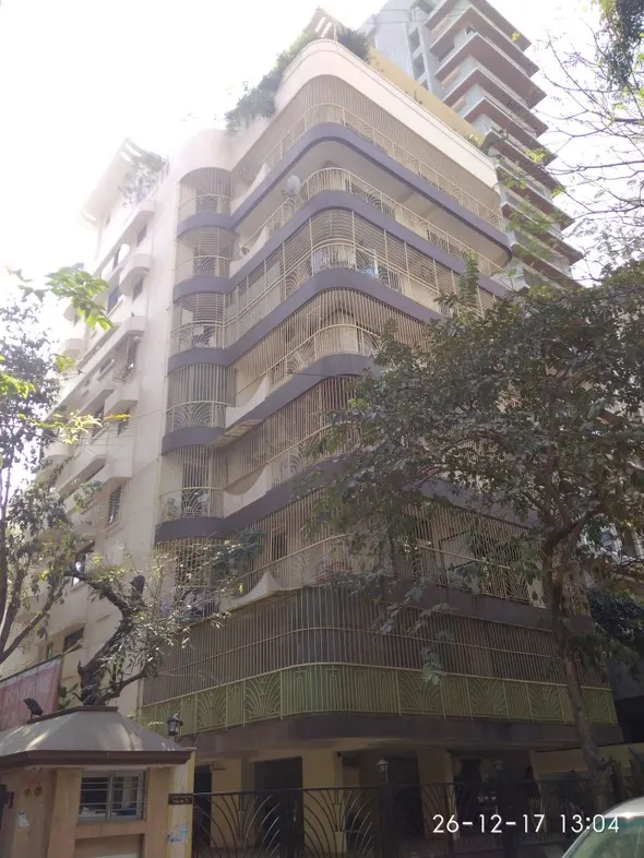 Elron Garden — Bandra West (1)