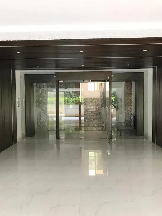 Gemveb — Bandra West