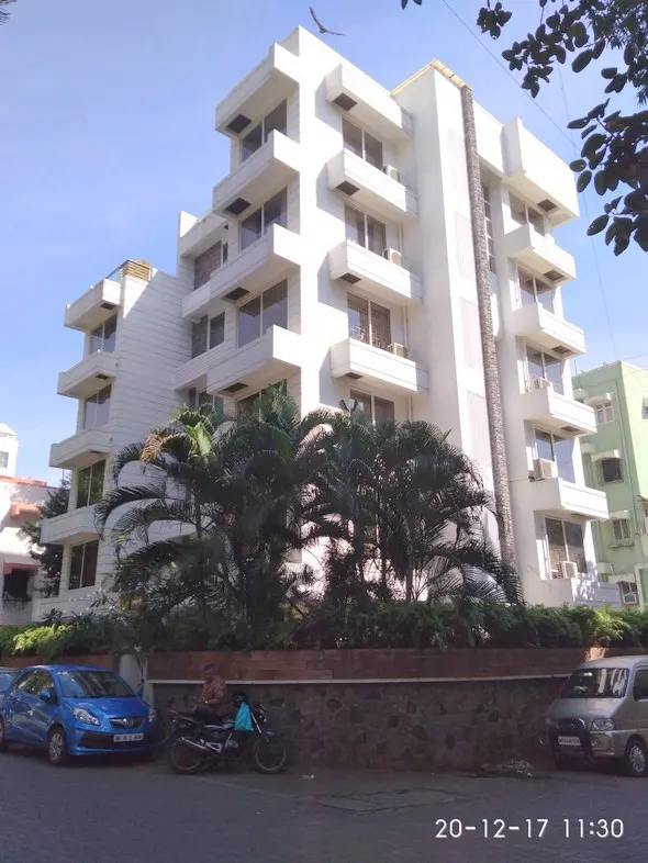 Gemveb — Bandra West